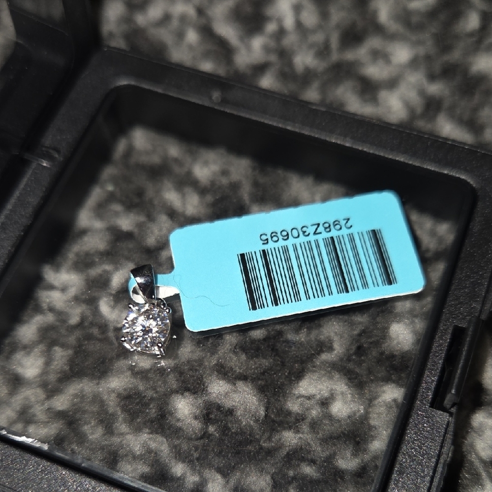 Silver Pendant with Moissanite Gemstone New With Tags ( Test Like A Diamond)